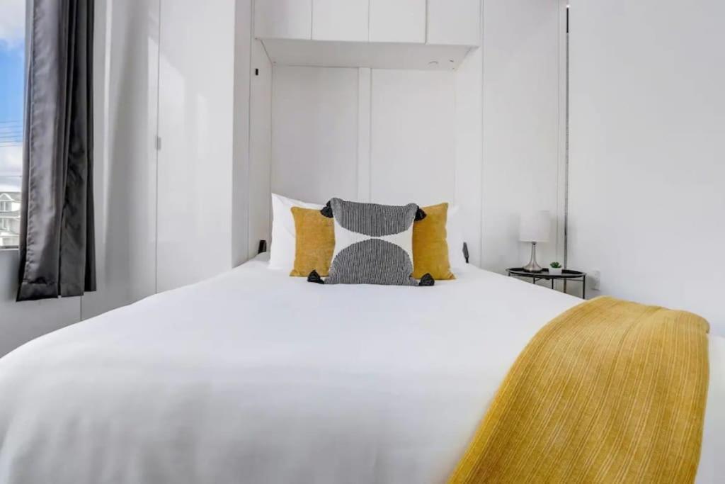 Kcm Mikros Smart Apartments 7 Cleveland Dış mekan fotoğraf